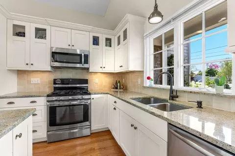 110 Commerce Rd, Barnstable, MA 02630 photo 8