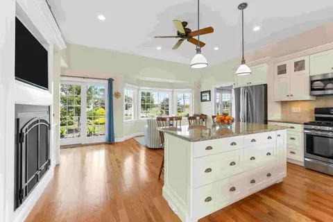 110 Commerce Rd, Barnstable, MA 02630 photo 7