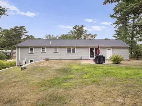 17 Avalon Cir, Barnstable, MA 02655 photo 6