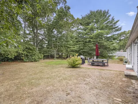 17 Avalon Cir, Barnstable, MA 02655 photo 9