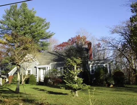 264 Brattle St, Holden, MA 01520