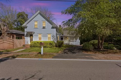 78 Miller St, Middleboro, MA 02346