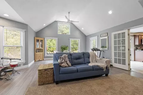 211 Log Cabin Rd, Ashby, MA 01431 photo 14