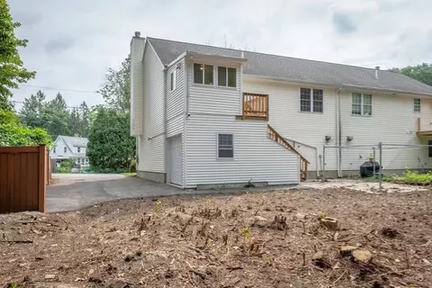 Exterior - 10 Joppa Rd, Worcester, MA 01602 photo 5 of 7