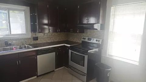 6 Eton St, Springfield, MA 01108 photo 11
