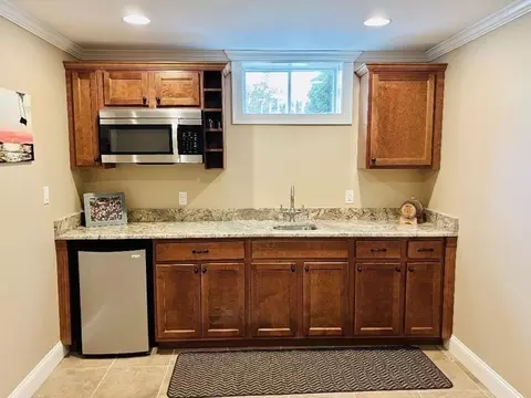 9 Endicott St #B, Danvers, MA 01923 photo 23