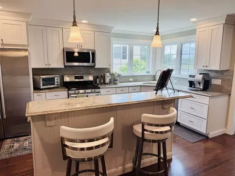 9 Endicott St #B, Danvers, MA 01923 photo 5