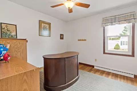 77 Crestwood St, Fall River, MA 02720 photo 25