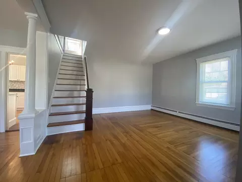 986 N Eastern Ave, Fall River, MA 02720 photo 2