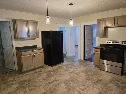 111 East St, Ware, MA 01082 photo 13