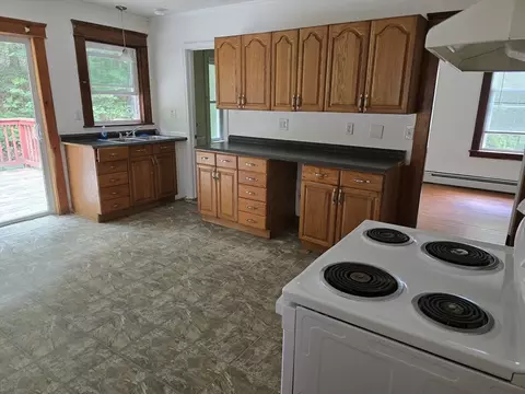 111 East St, Ware, MA 01082 photo 24