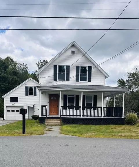 13 Woodlawn St, Winchendon, MA 01475