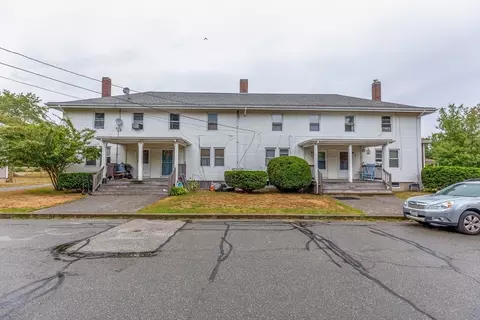 17-23 Park Rd, Plymouth, MA 02360