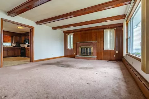 Living - 355 Barnes, Fall River, MA 02723 photo 4 of 7