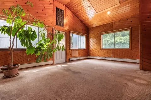 Living - 355 Barnes, Fall River, MA 02723 photo 5 of 7