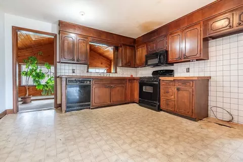 Kitchen - 355 Barnes, Fall River, MA 02723 photo 2 of 2