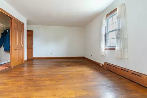 Bedroom - 355 Barnes, Fall River, MA 02723 photo 2 of 5