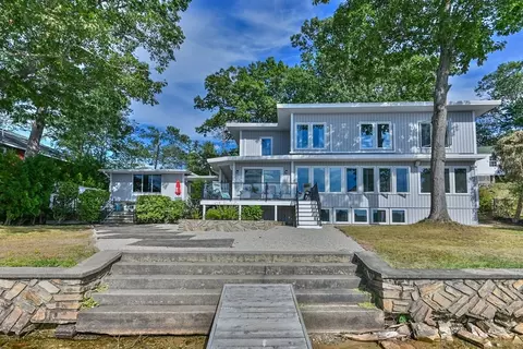 55 Colonial Rd, Webster, MA 01570 photo 2