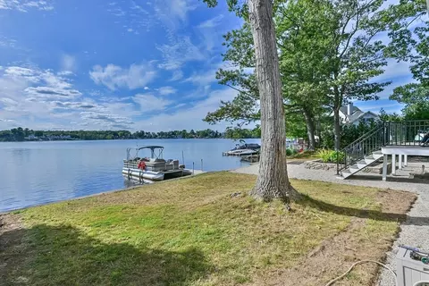 55 Colonial Rd, Webster, MA 01570 photo 5