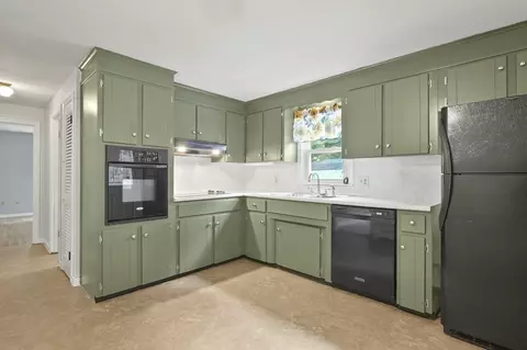 341 Central Turnpike Rd, Sutton, MA 01590 photo 6