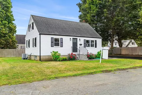 7 Morgan Rd, Beverly, MA 01915 photo 5