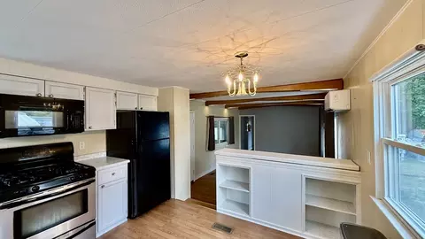 160 Washington St #65, Plainville, MA 02762