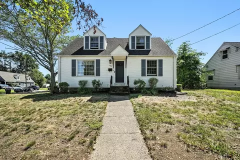 60 Edward St, Agawam, MA 01001