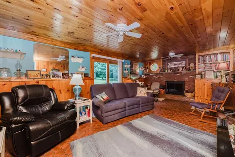 848 N Main St, Raynham, MA 02767 photo 17