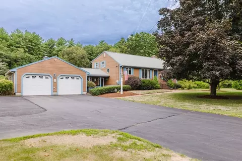 848 N Main St, Raynham, MA 02767