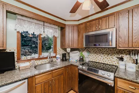 848 N Main St, Raynham, MA 02767 photo 22