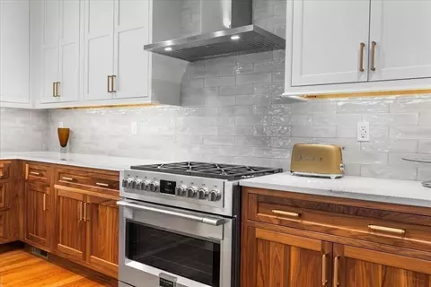 297 Pine St, Dedham, MA 02026 photo 14