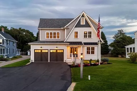 297 Pine St, Dedham, MA 02026