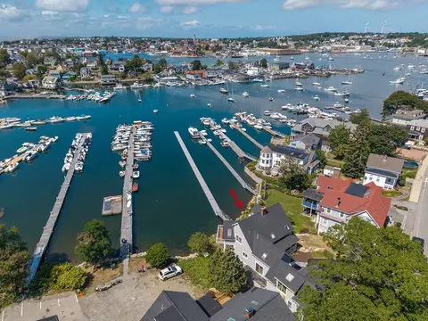 View/Area - 263 E Main St, Gloucester, MA 01930 photo 6 of 6