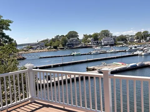 View/Area - 263 E Main St, Gloucester, MA 01930 photo 2 of 6