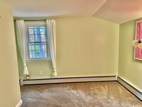 Bedroom - 18 Bridle Path Ln, Townsend, MA 01474 photo 3 of 4
