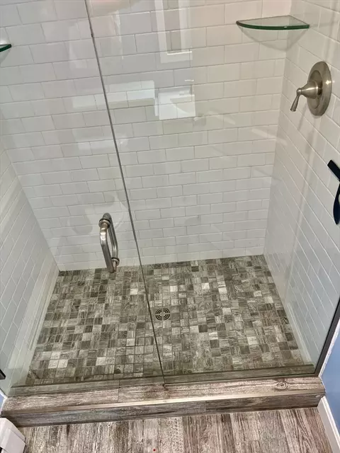 Bath - 18 Bridle Path Ln, Townsend, MA 01474 photo 7 of 7