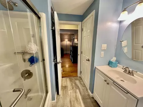 Bath - 18 Bridle Path Ln, Townsend, MA 01474 photo 1 of 7