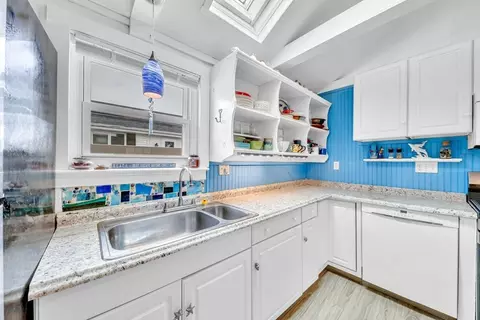 Kitchen - 45 Pleasant St, Wareham, MA 02571 photo 6 of 8