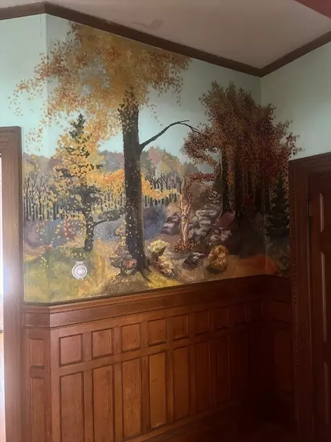 Entry Way - 183 Belmont St, Fall River, MA 02720 photo 4 of 5