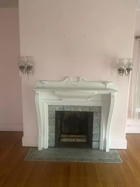 Living - 183 Belmont St, Fall River, MA 02720 photo 3 of 5