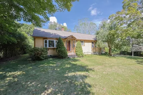 17 Chace Ave, Pepperell, MA 01463