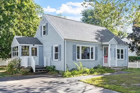 6 Coburn Ave, Tewksbury, MA 01876