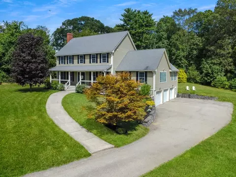 7 Ashley Ln, Merrimac, MA 01860