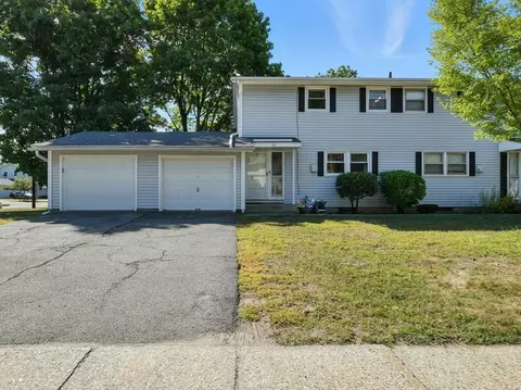 65 Woodbridge Rd #65, Chicopee, MA 01022