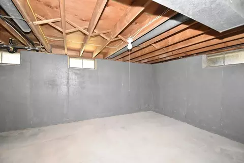 Other - 131 Endicott St, Springfield, MA 01118 photo 3 of 5