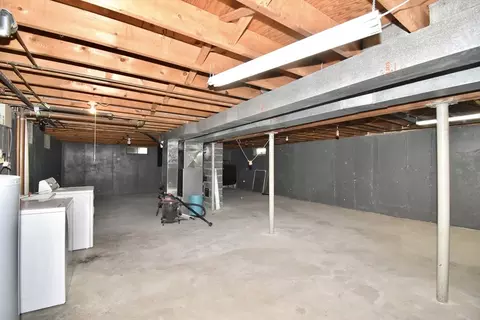 Other - 131 Endicott St, Springfield, MA 01118 photo 2 of 5