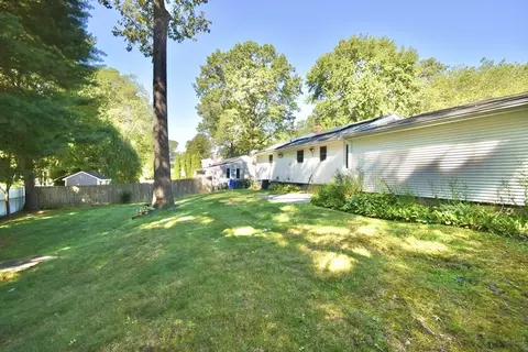 Exterior - 131 Endicott St, Springfield, MA 01118 photo 6 of 6