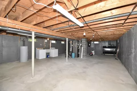 Other - 131 Endicott St, Springfield, MA 01118 photo 1 of 5
