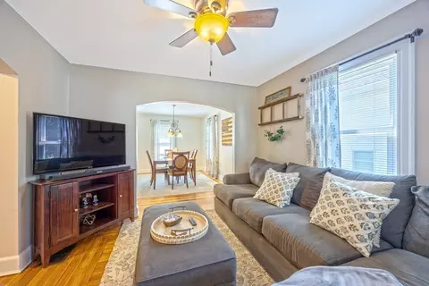 29 Fairfield Ave, Chicopee, MA 01013 photo 10