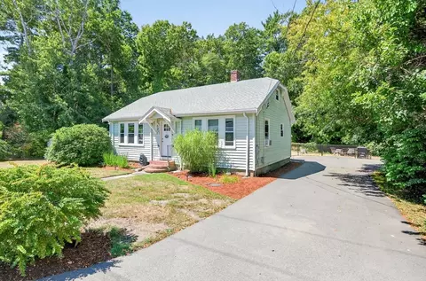 261 Marion Rd, Wareham, MA 02571 photo 2